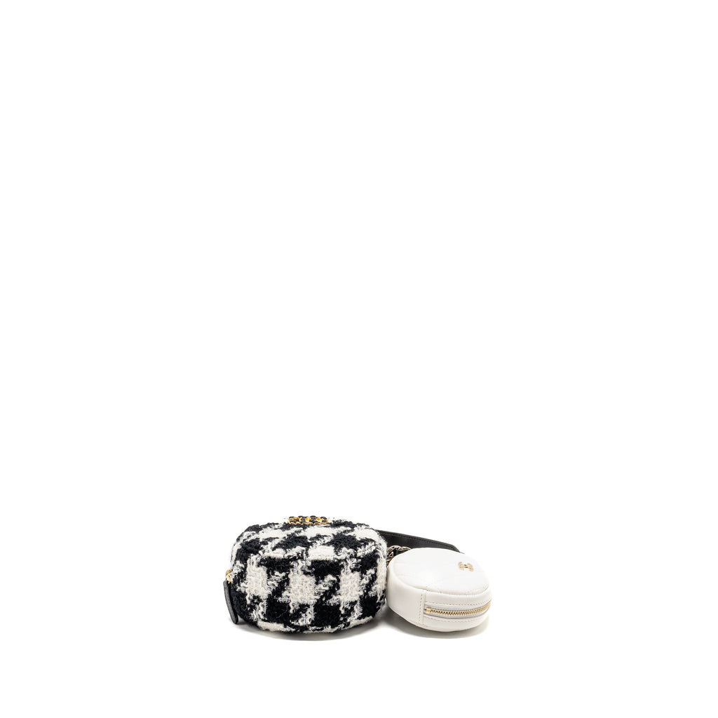chanel-19-round-clutch-with-chain-with-coin-purse-tweed-lambskin-black-white-ghw-copy
