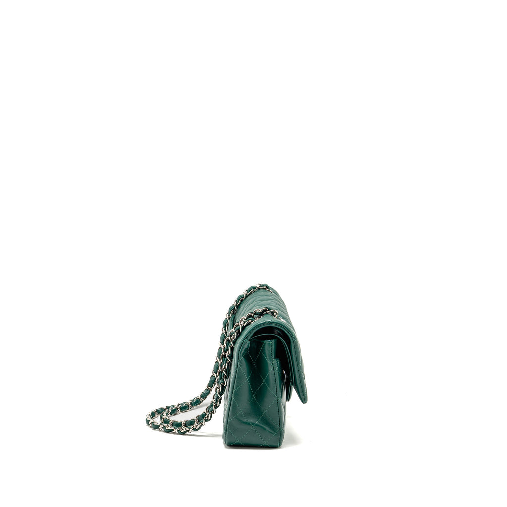 chanel-medium-classic-double-flap-bag-lambskin-greeen-shw