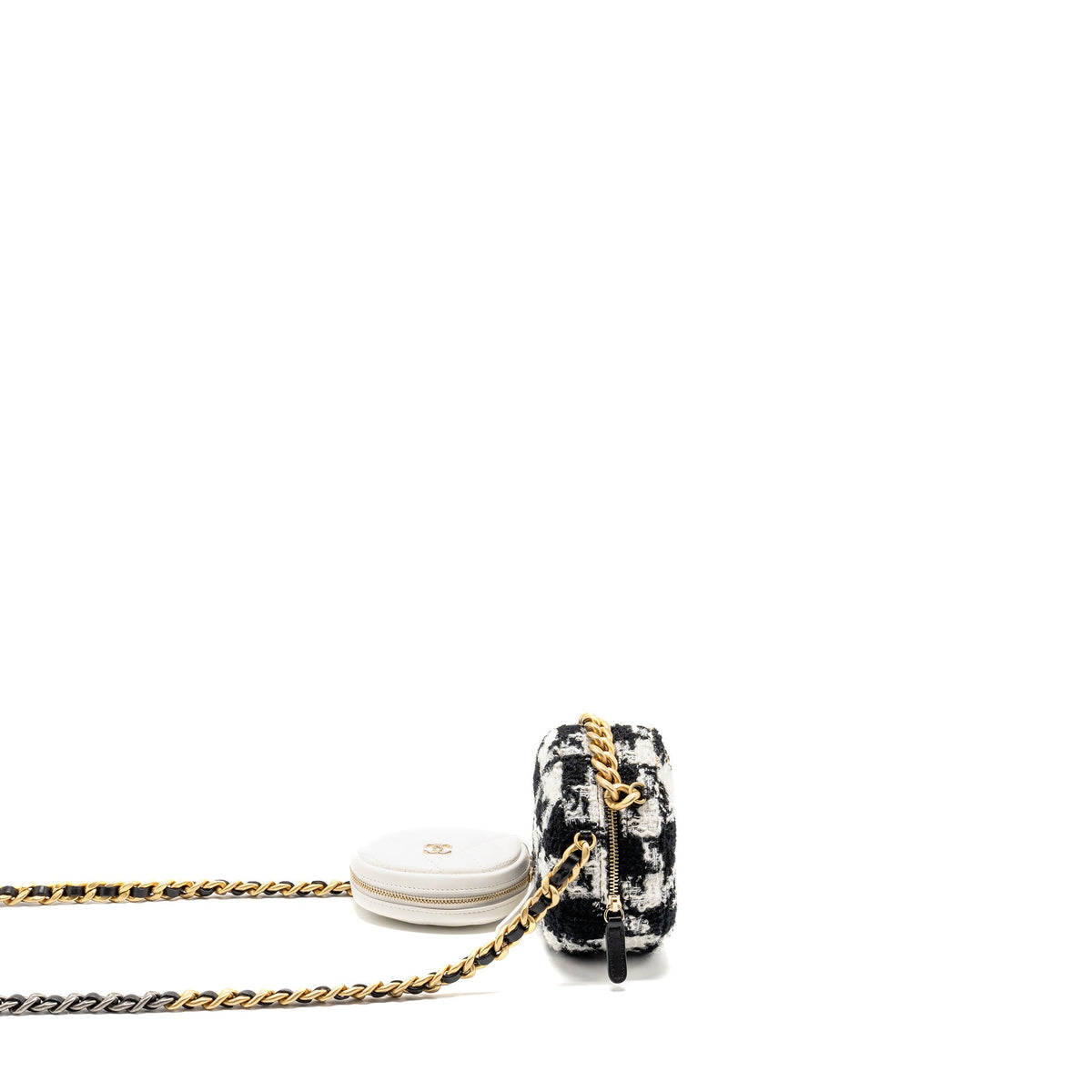 chanel-19-round-clutch-with-chain-with-coin-purse-tweed-lambskin-black-white-ghw-copy