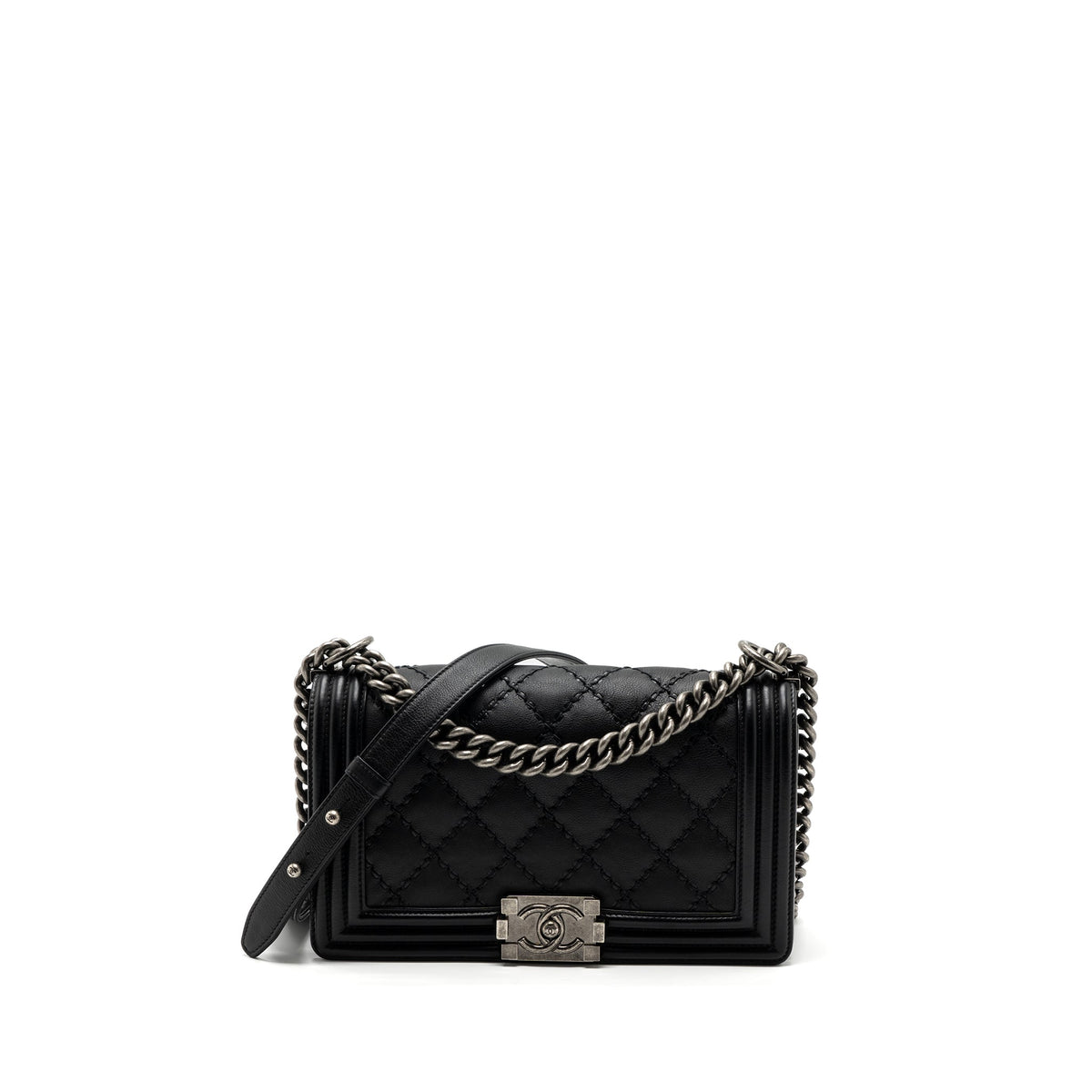 chanel-medium-boy-bag-calfskin-black-ruthenium-shw