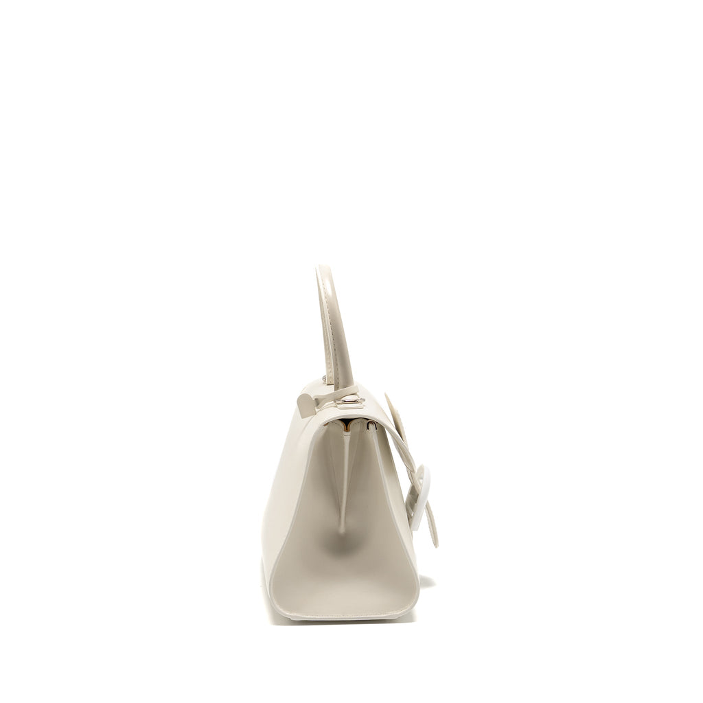 delvaux-white