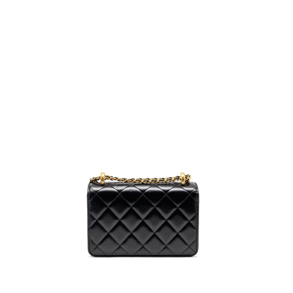 chanel-gold-crush-flap-bag-calfskin-black-ghw-microchip-copy-1