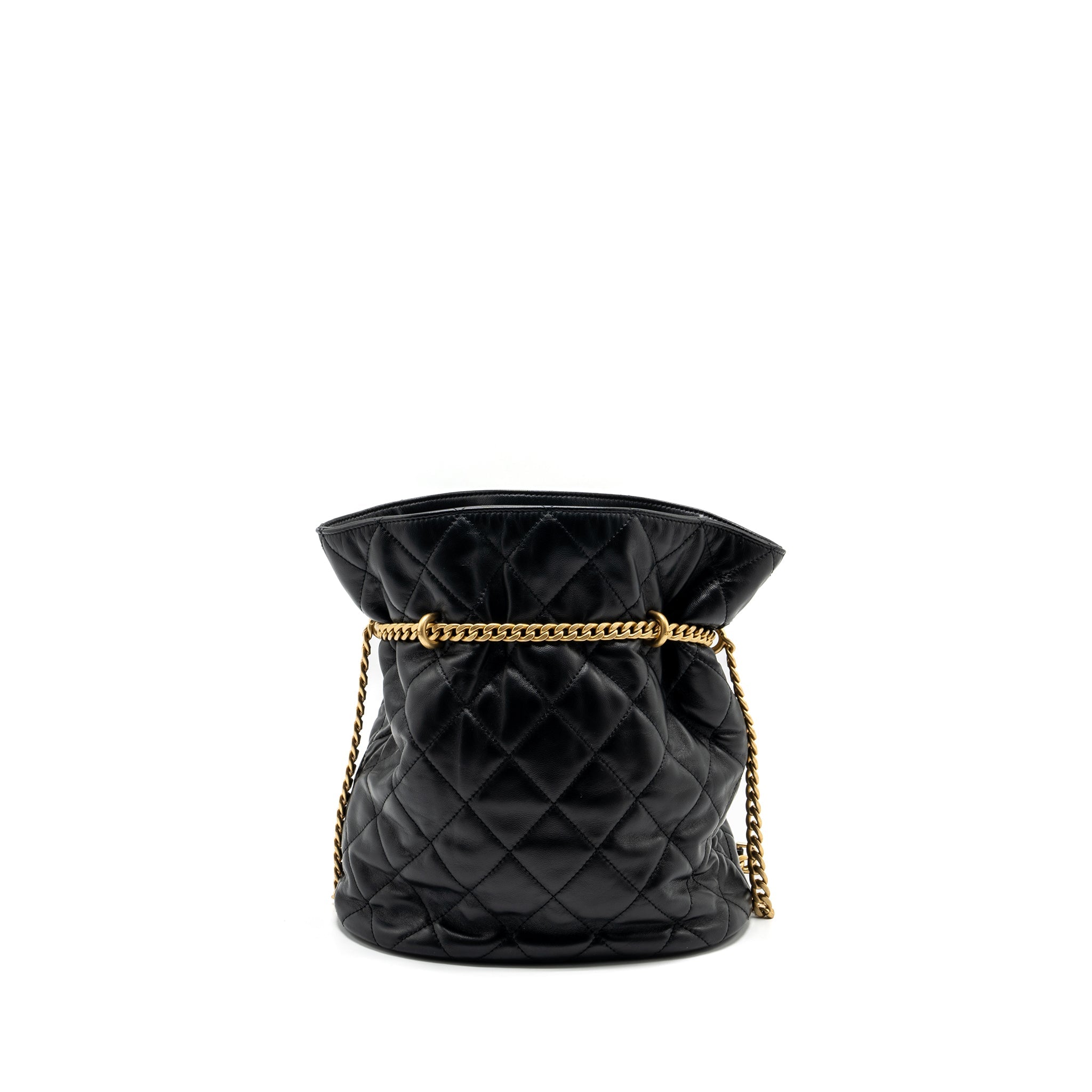 chanel-22p-drawstring-bucket-bag-lambskin-black-ghwmicrochip
