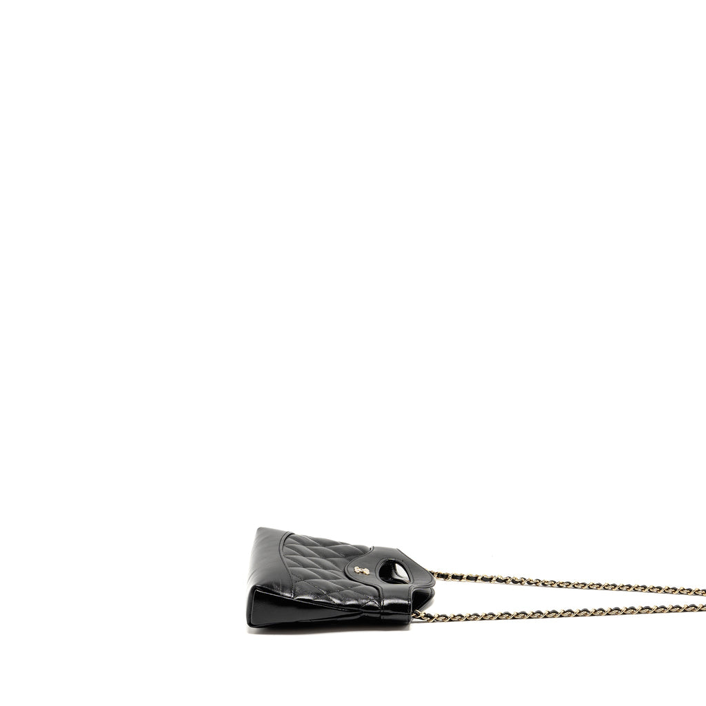 chanel-mini-31-clutch-with-chain-shiny-lambskin-black-lghw-microchip-1