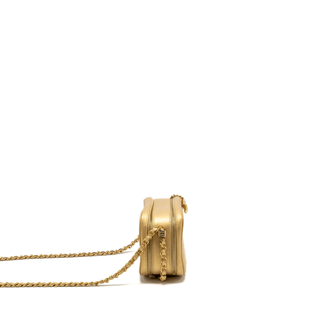 chanel-coco-boy-camera-bag-lambskin-gold-ghw
