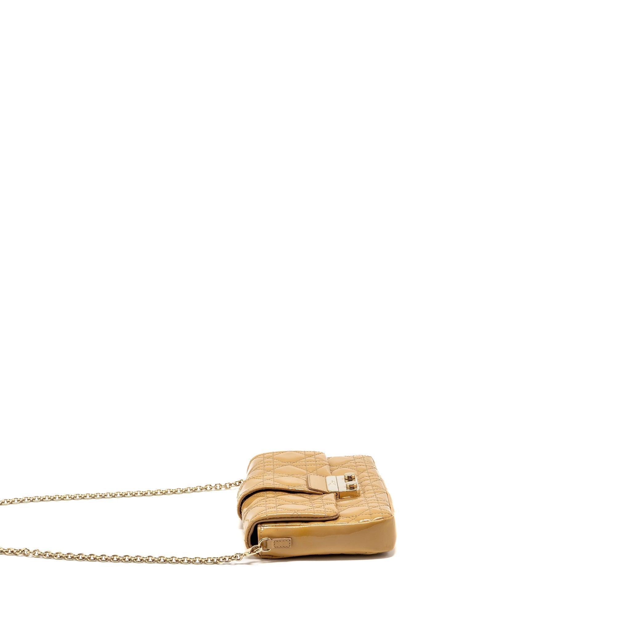 dior-beige-02lua1111