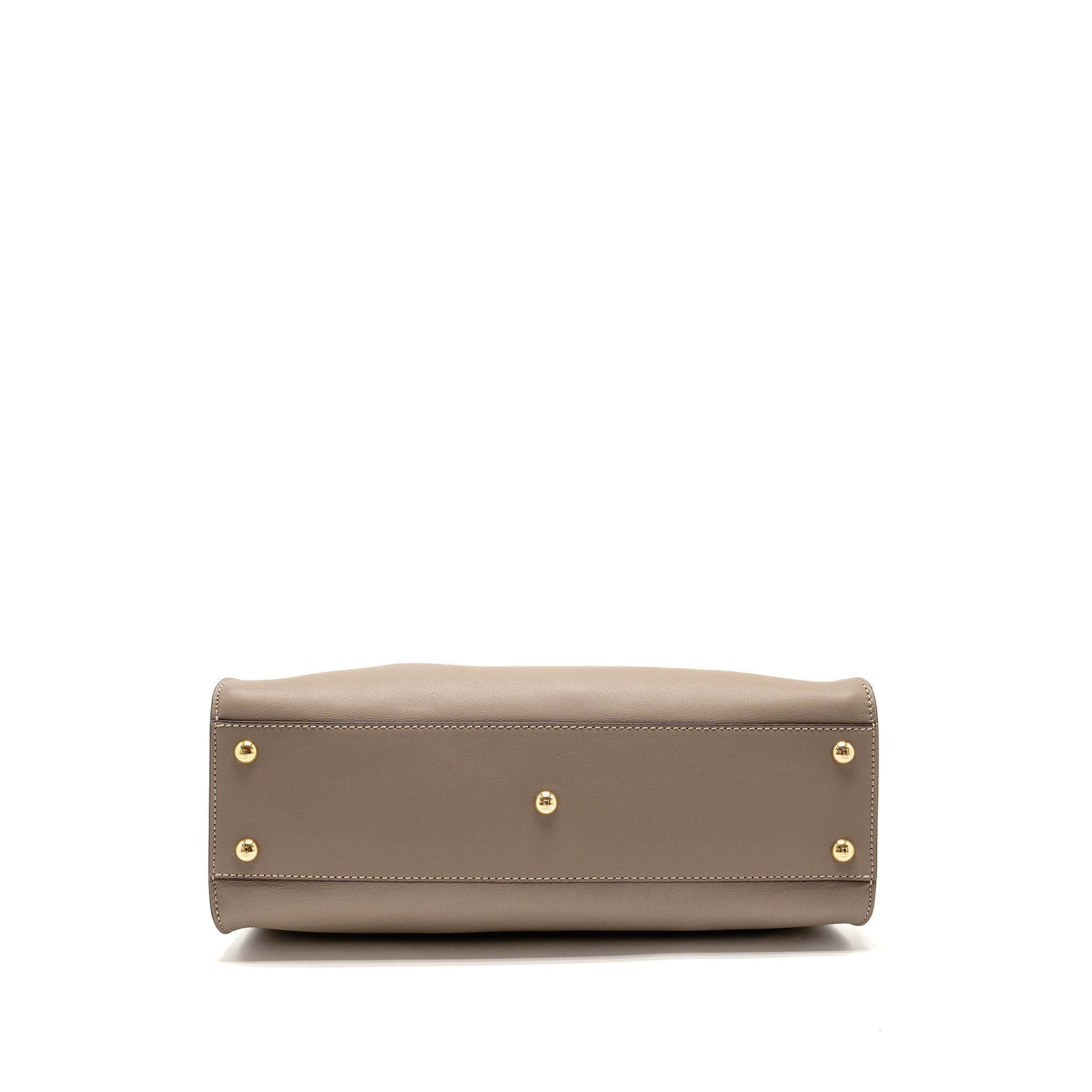 fendi-medium-peekaboo-bag-calfskin-beige-ghw