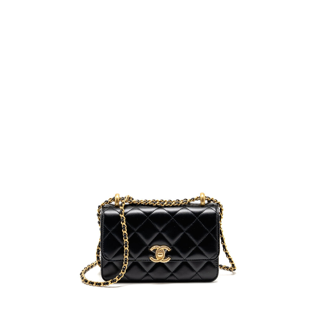 chanel-gold-crush-flap-bag-calfskin-black-ghw-microchip-copy-1