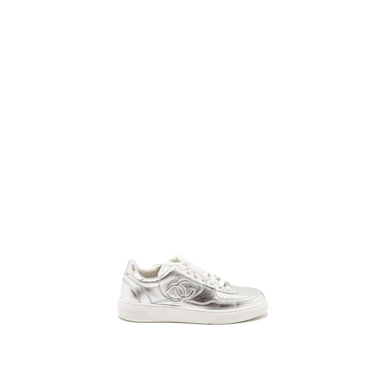 chanel-size-38-24c-sneaker-calfskin-silver-copy