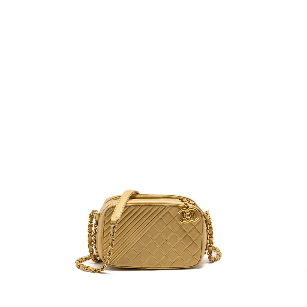 chanel-coco-boy-camera-bag-lambskin-gold-ghw