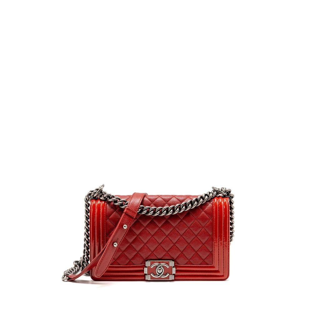 chanel-medium-boy-bag-calfskin-patent-red-ruthenium-silver-hardware