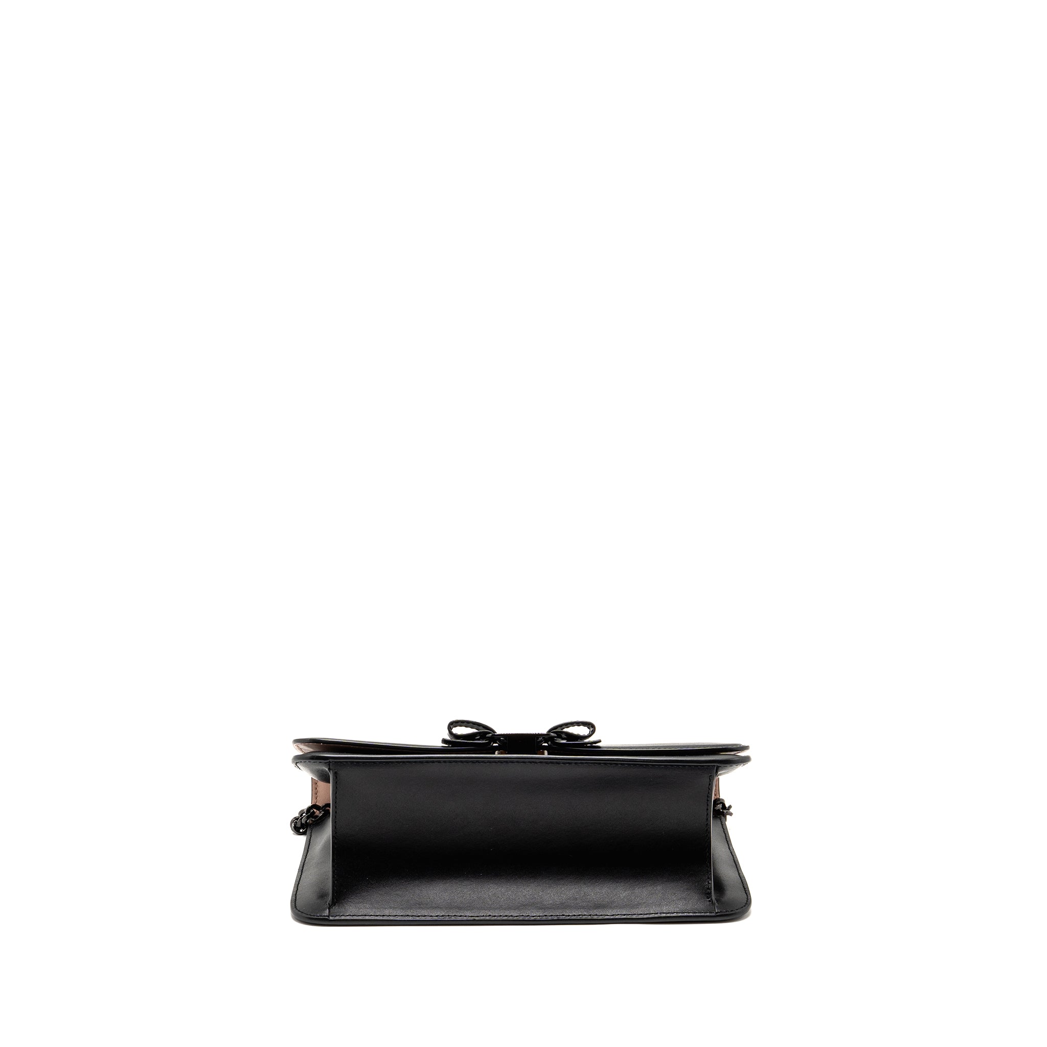 salvatore-ferragamo-vara-bow-crossbody-flap-bag-black-calfskin-black-hardware