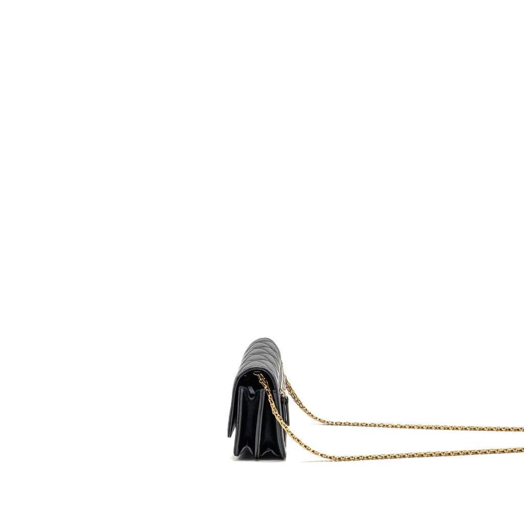 chanel-mini-2-55-reissue-wallet-on-chain-aged-calfskin-black-ghwmicrochip