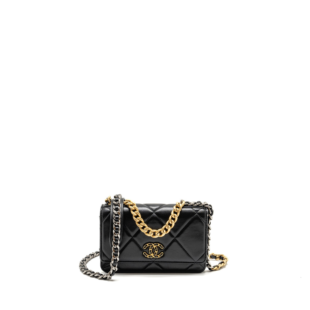 chanel-19-wallet-on-chain-lambskin-black-multicolour-hardware