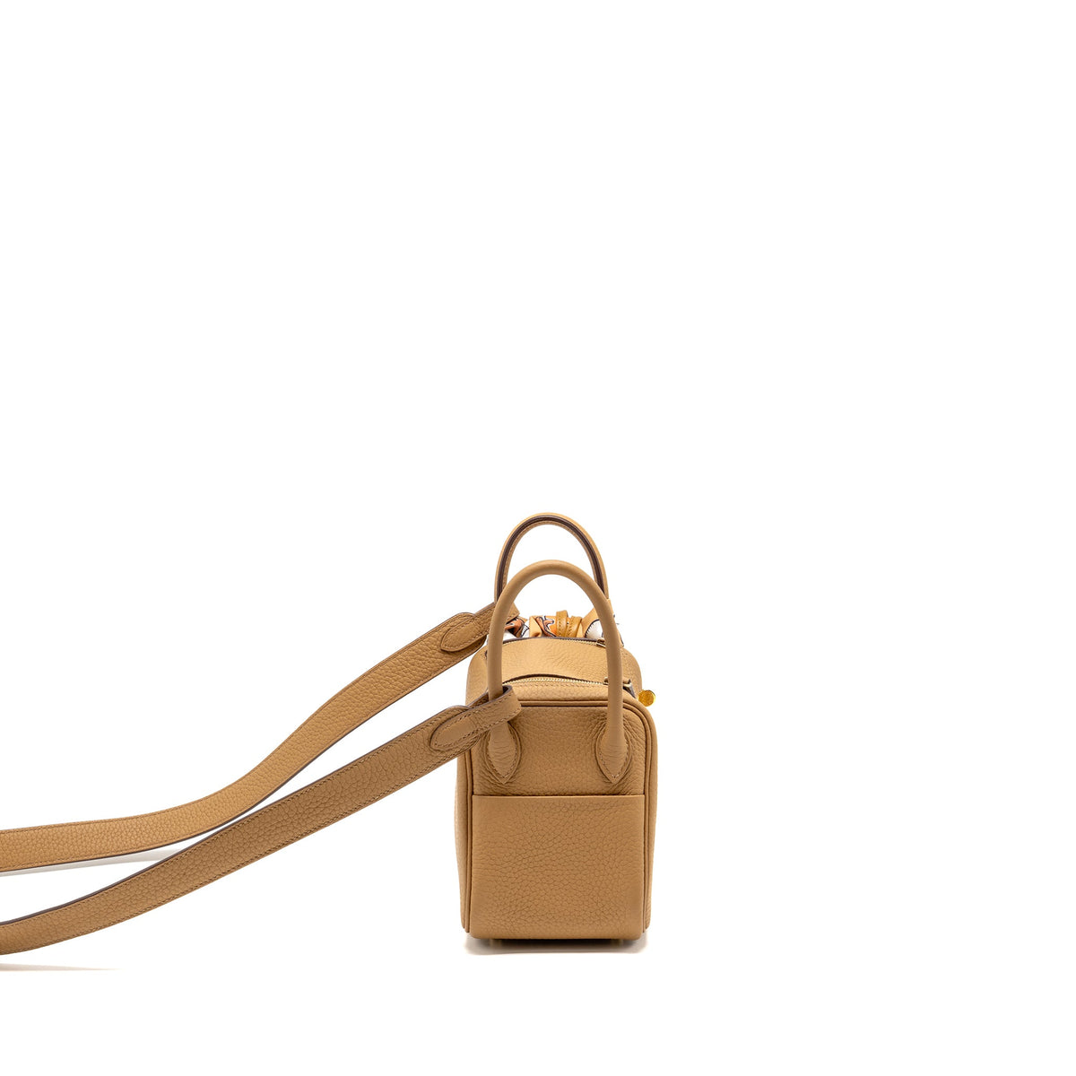hermes-mini-lindy-clemence-biscuit-ghw-stamp-b-with-rodeo-and-twilly-sell-in-a-set