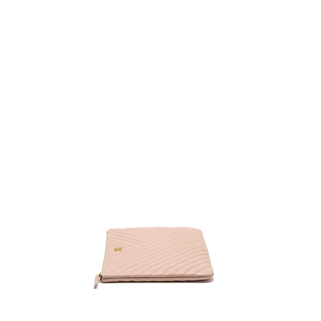 chanel-chevron-zip-clutch-calfskin-light-pink-ghw