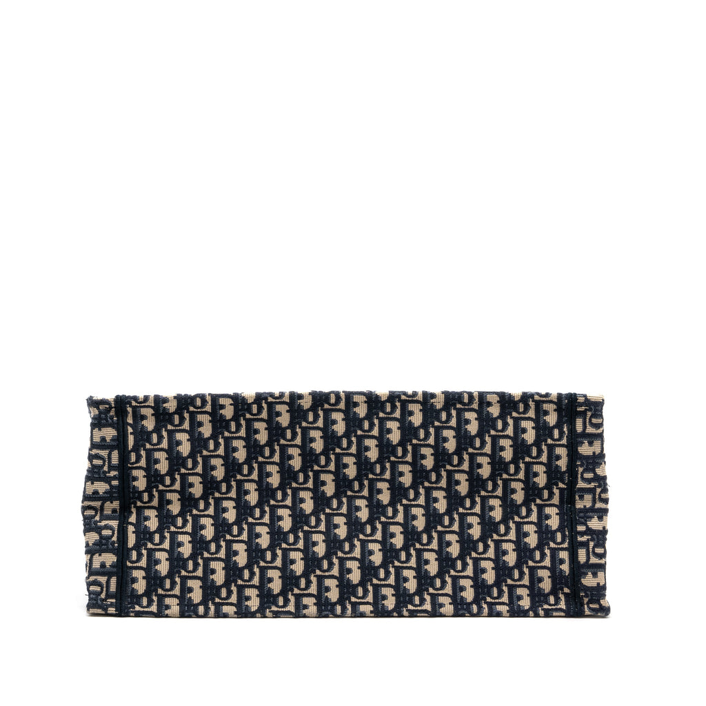 dior-large-book-tote-ecru-and-blue-dior-oblique-embroidery