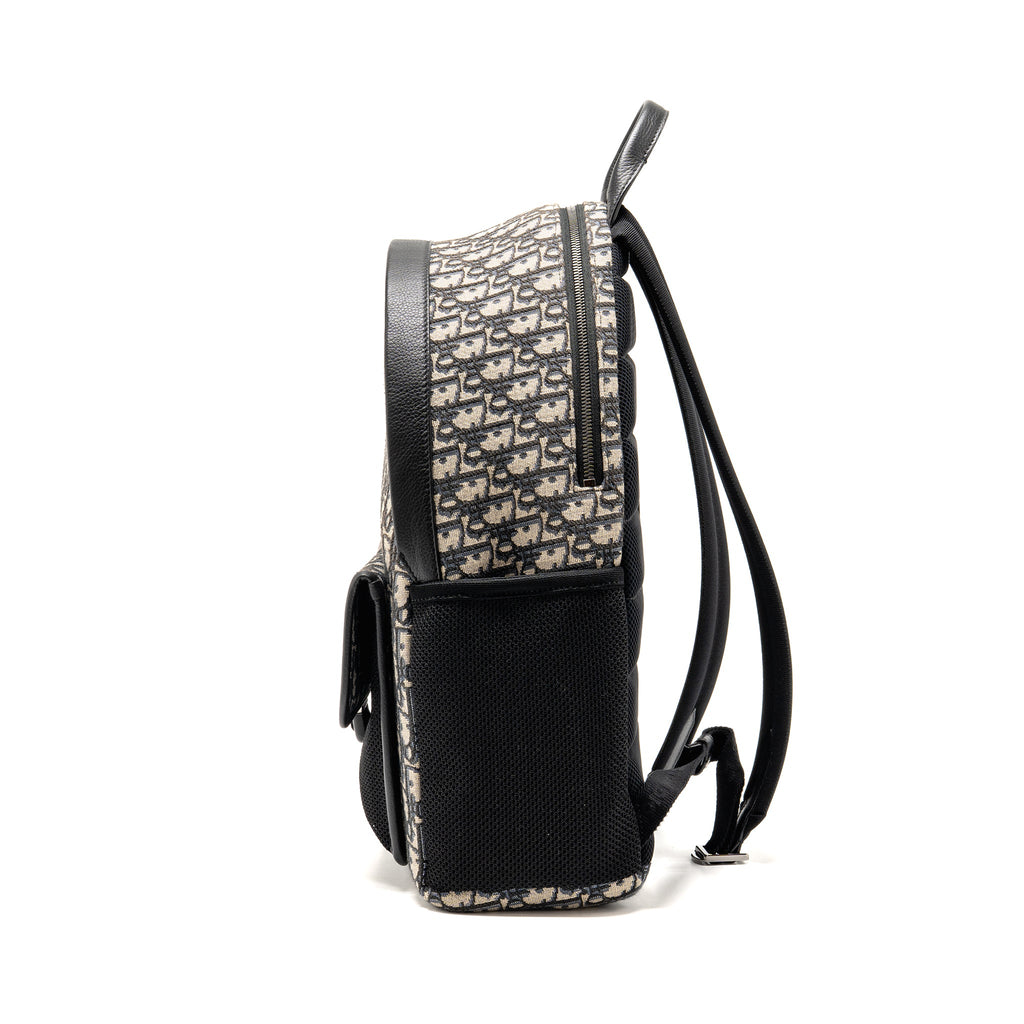 dior-men-s-backpack-dior-oblique-canvas-calfskin-blue-black-shw-copy