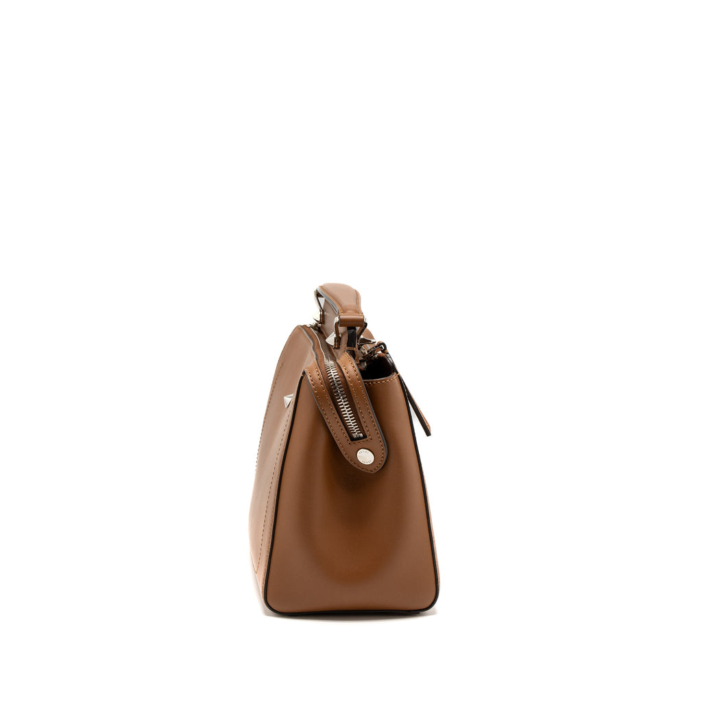 fendi-dotcom-bag-calfskin-brown-shw