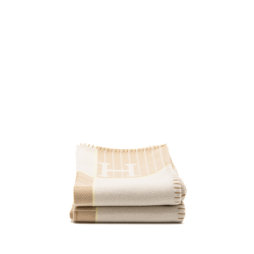 hermes-100x140-avalon-cabriole-blanket-biscuit