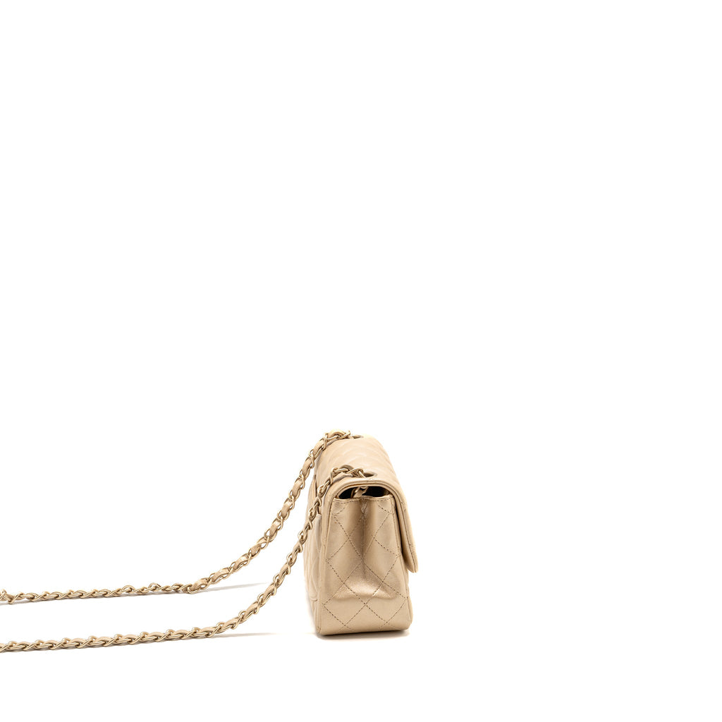 chanel-mini-square-flap-bag-lambskin-gold-ghw-copy-1