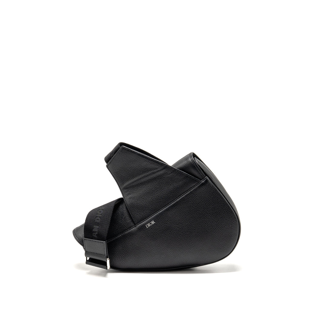 dior-homme-saddle-bag-calfskin-black-shw-copy