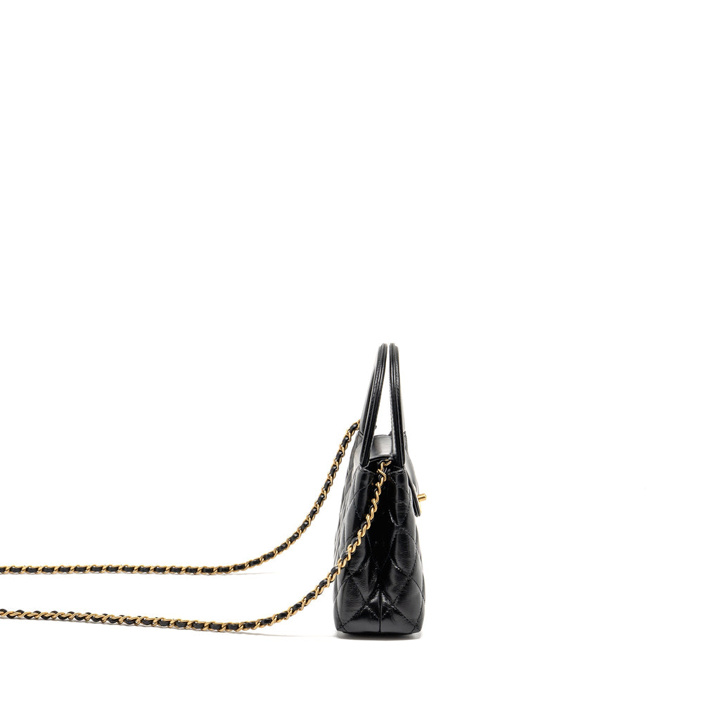 chanel-mini-kelly-black