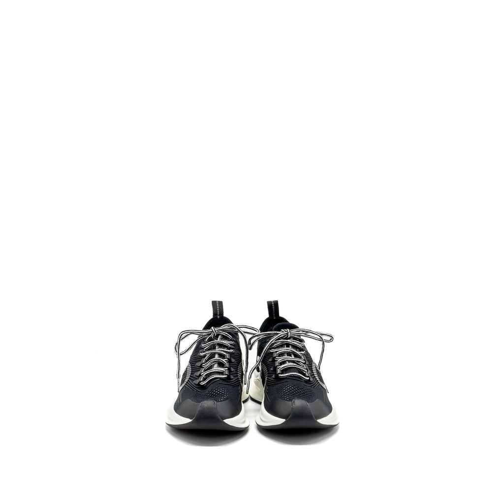 gucci-size-36-5-black-white-sneakers