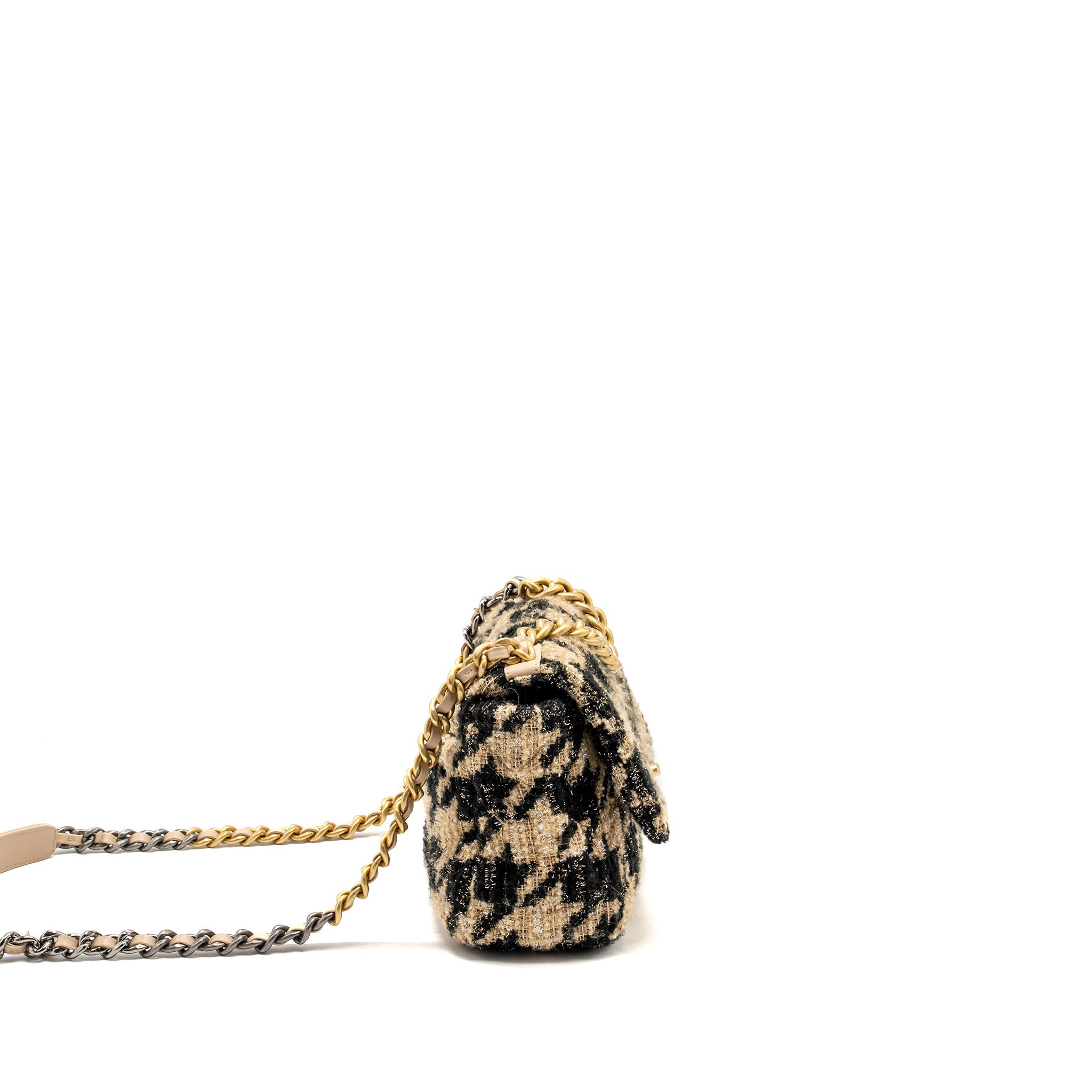 chanel-19-bag-tweed-beige-black-multicolour-hardware