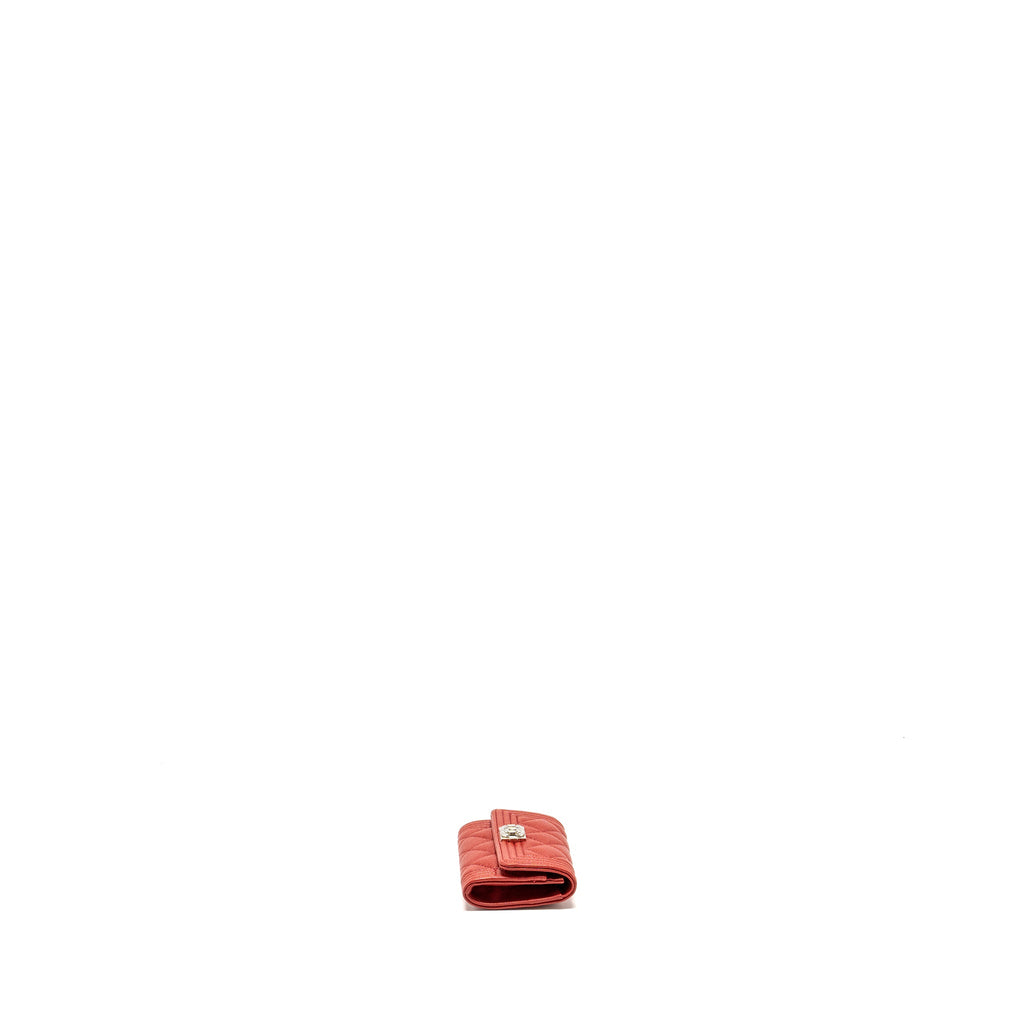chanel-boy-flap-card-holder-caviar-red-shw