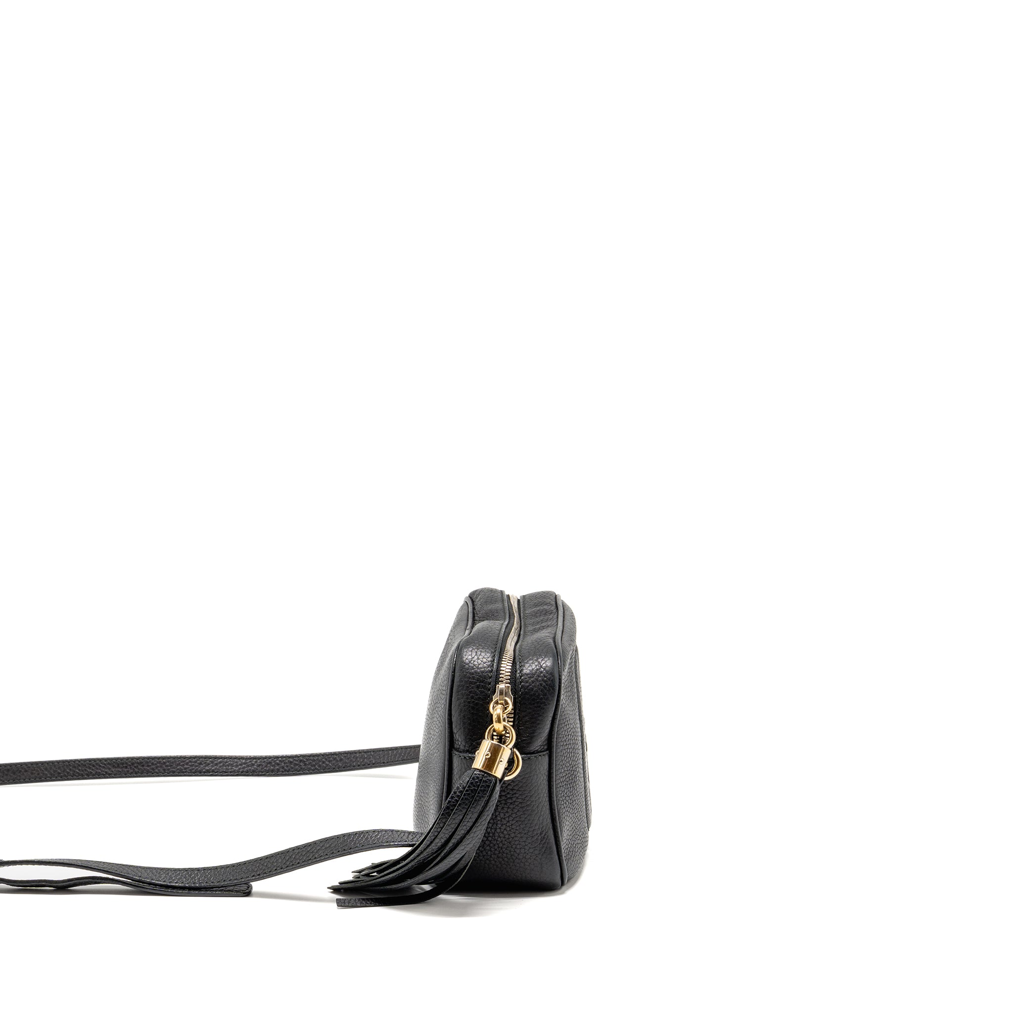gucci-soho-disco-camera-crossbody-bag-calfskin-black-lghw-copy