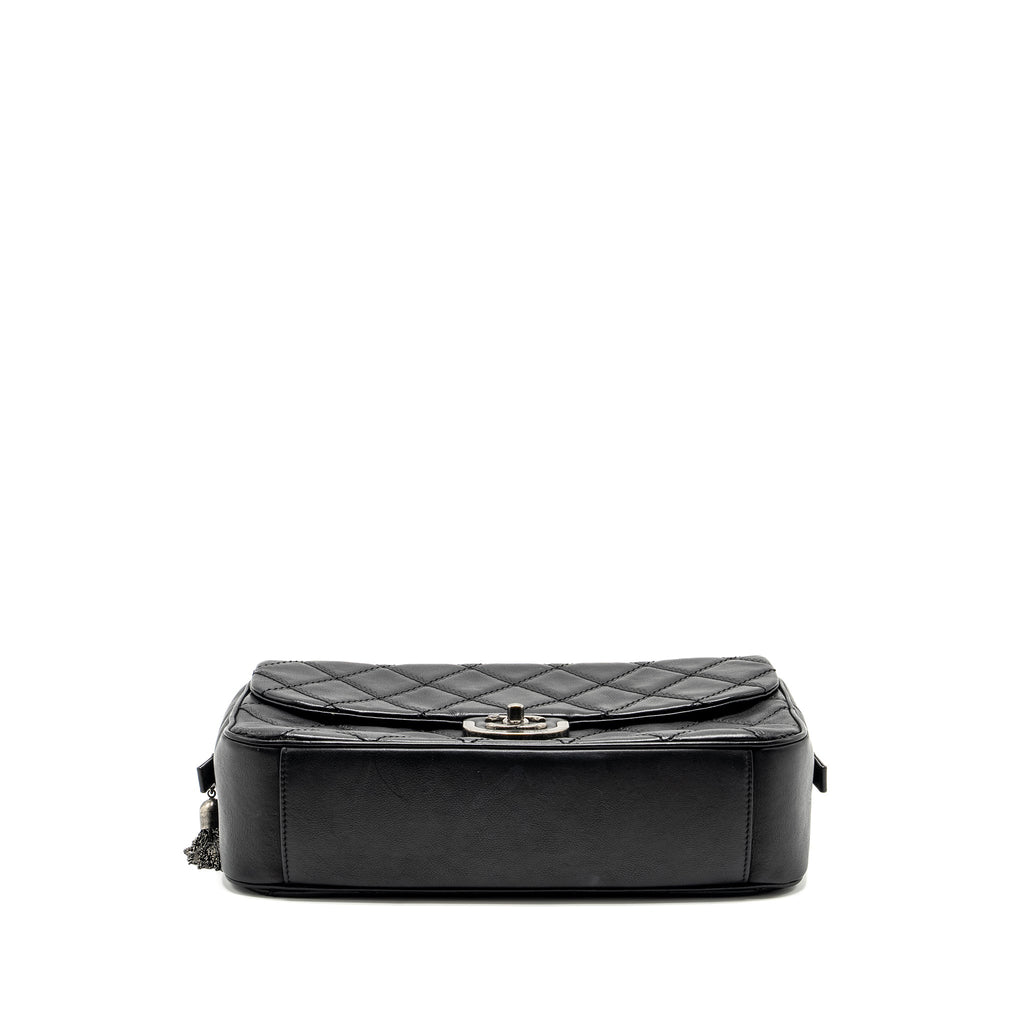 chanel-paris-edinburgh-coco-sporran-flap-bag-calfskin-black-ruthenium-hardware