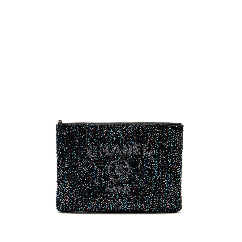 chanel-cluth-tweed-black