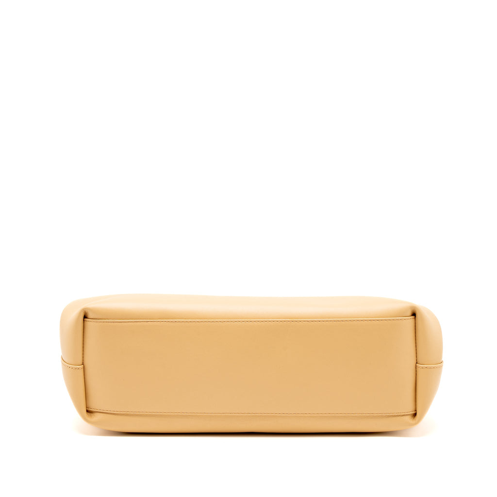 bottega-veneta-point-top-handle-bag-smooth-nappa-almond-1
