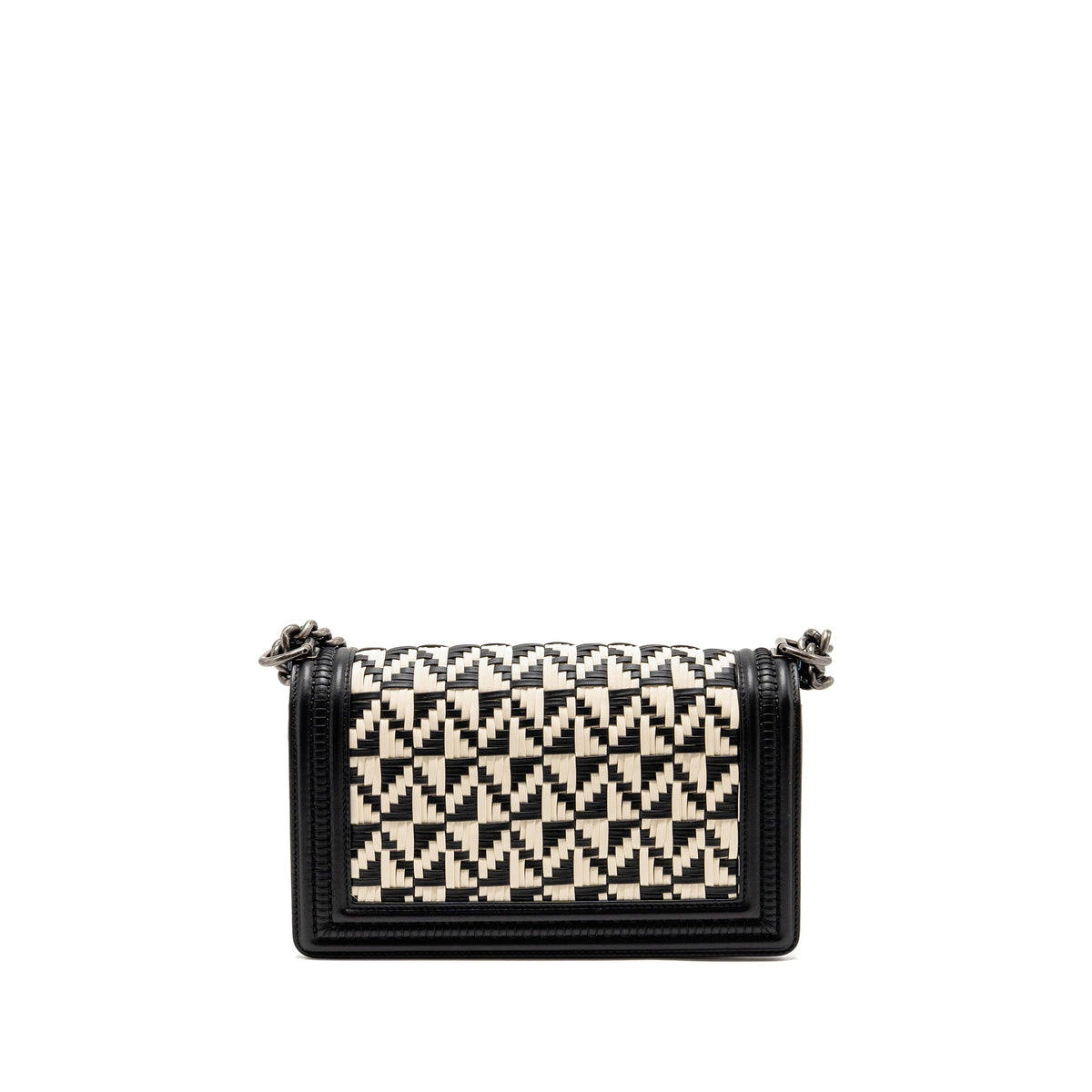 chanel-medium-boy-bag-woven-black-white-ruthenium-hardware