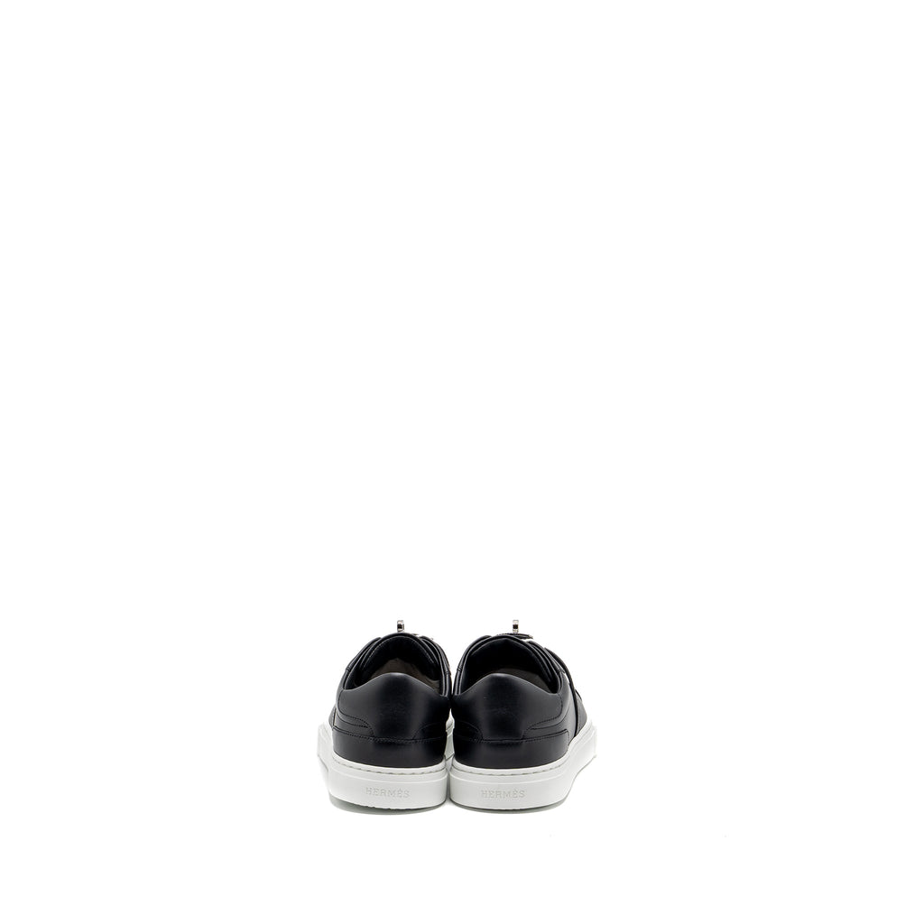 hermes-size-37-femme-day-sneaker-calfskin-noir-shw