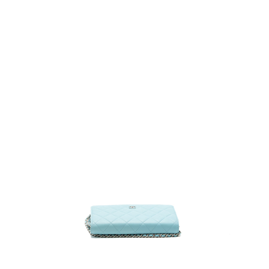 chanel-classic-wallet-on-chain-lambskin-light-blue-shw