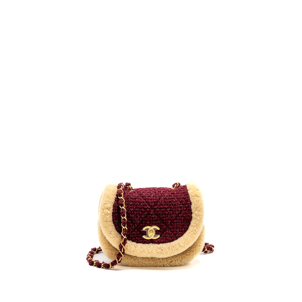 chanel-22k-mini-messenger-flap-bag-shearling-tweed-burgundy-beige-ghw-microchip