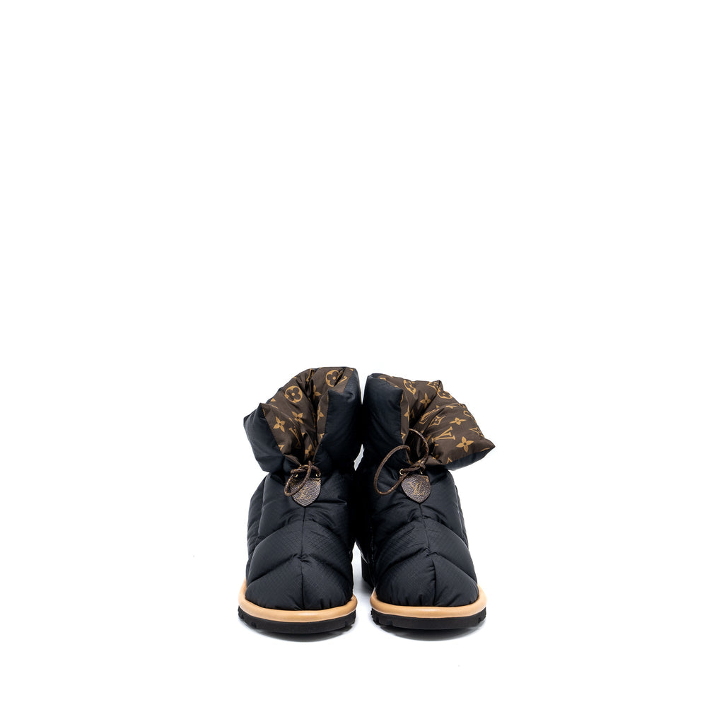 louis-vuitton-size-37-pillow-comfort-ankle-boots-nylon-monogram-black