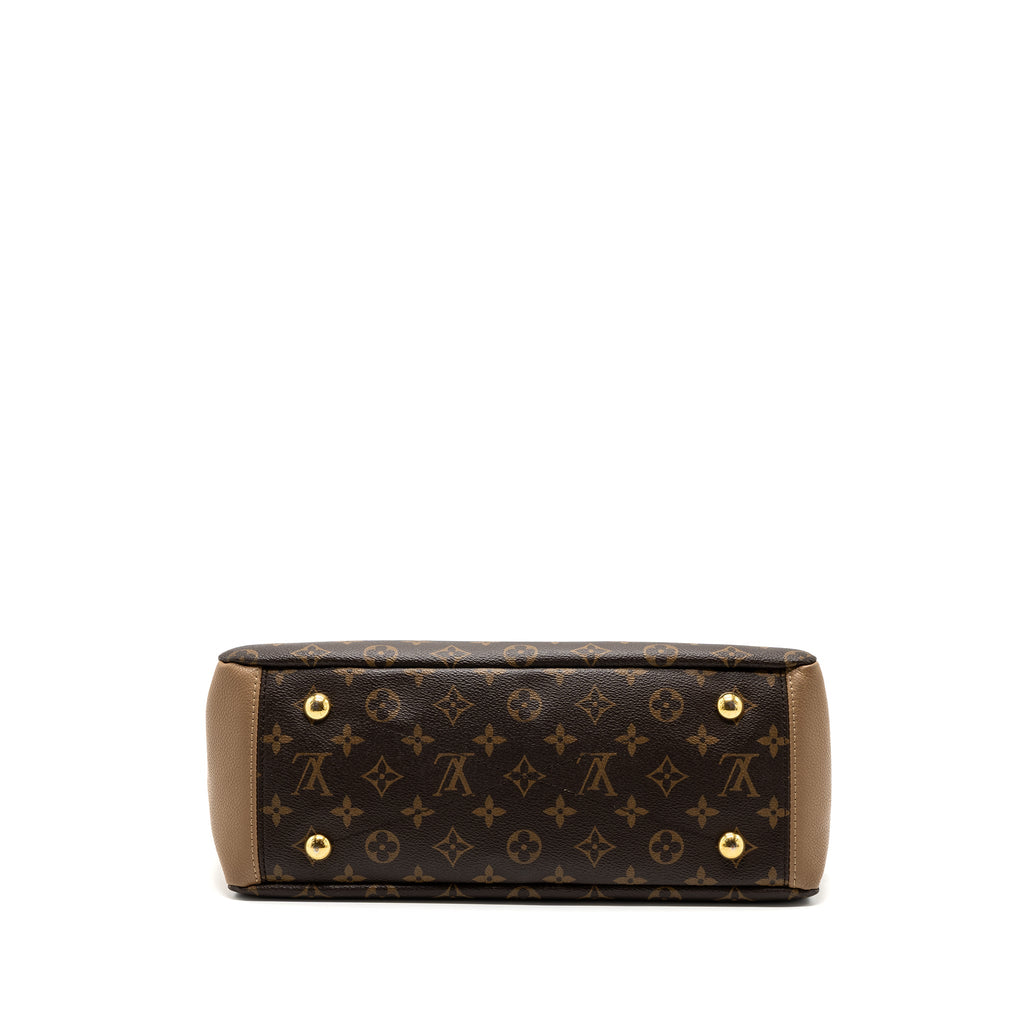 louis-vuitton-pallas-monogram-canvas-sesame-ghw