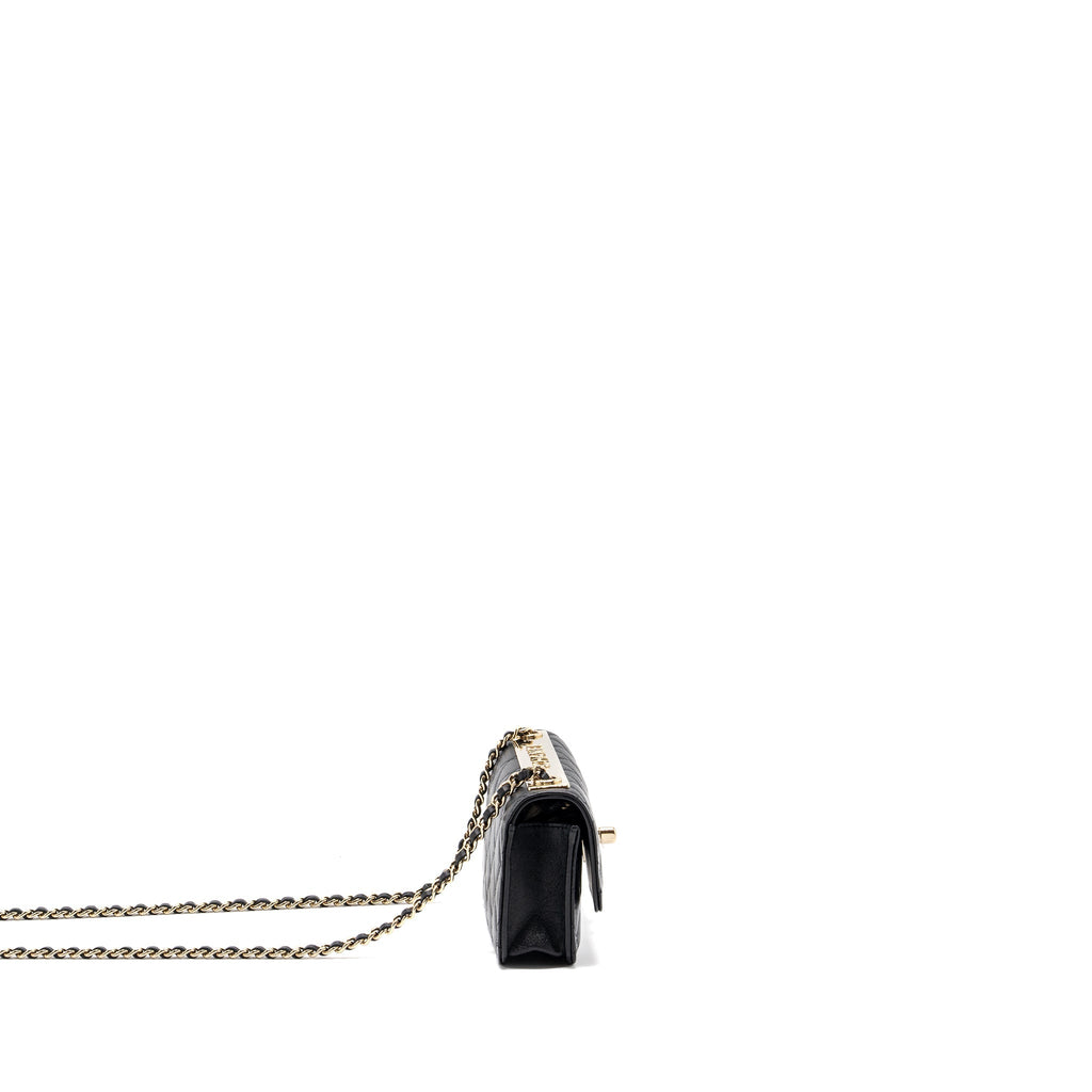 chanel-mini-trendy-cc-wallet-on-chain-lambskin-black-lghw-microchip-copy-1
