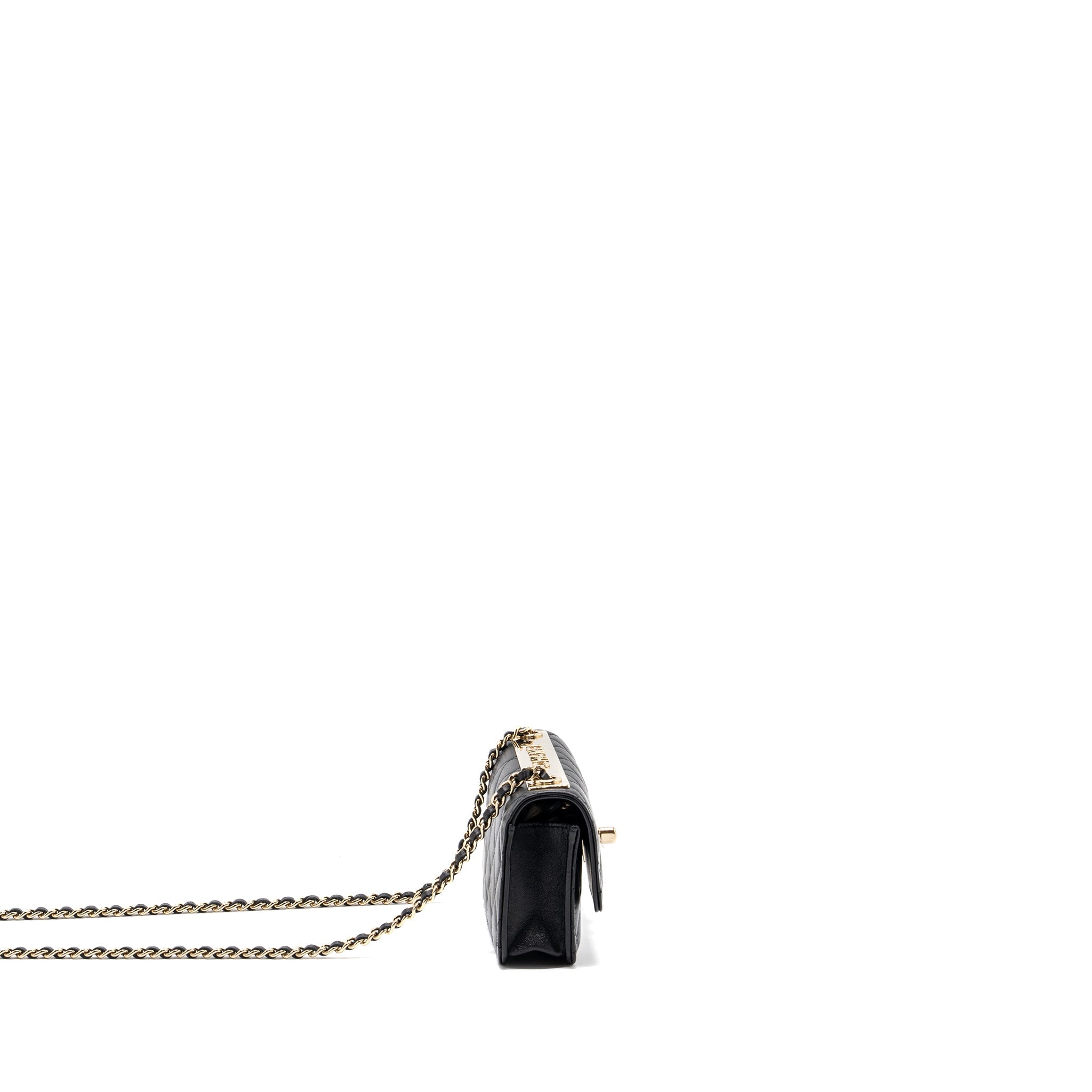 chanel-mini-trendy-cc-wallet-on-chain-lambskin-black-lghw-microchip-copy-1