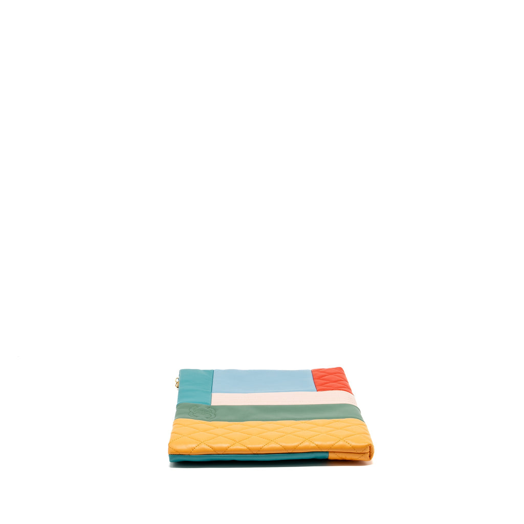 chanel-17c-large-colourblock-o-case-clutch-lambskin-multicolour-ghw