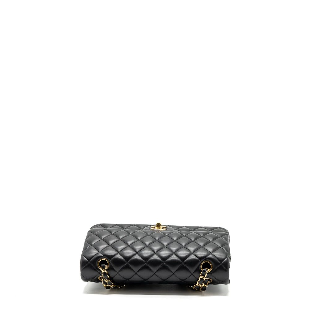 chanel-medium-classic-flap-bag-lambskin-black-ghw-1