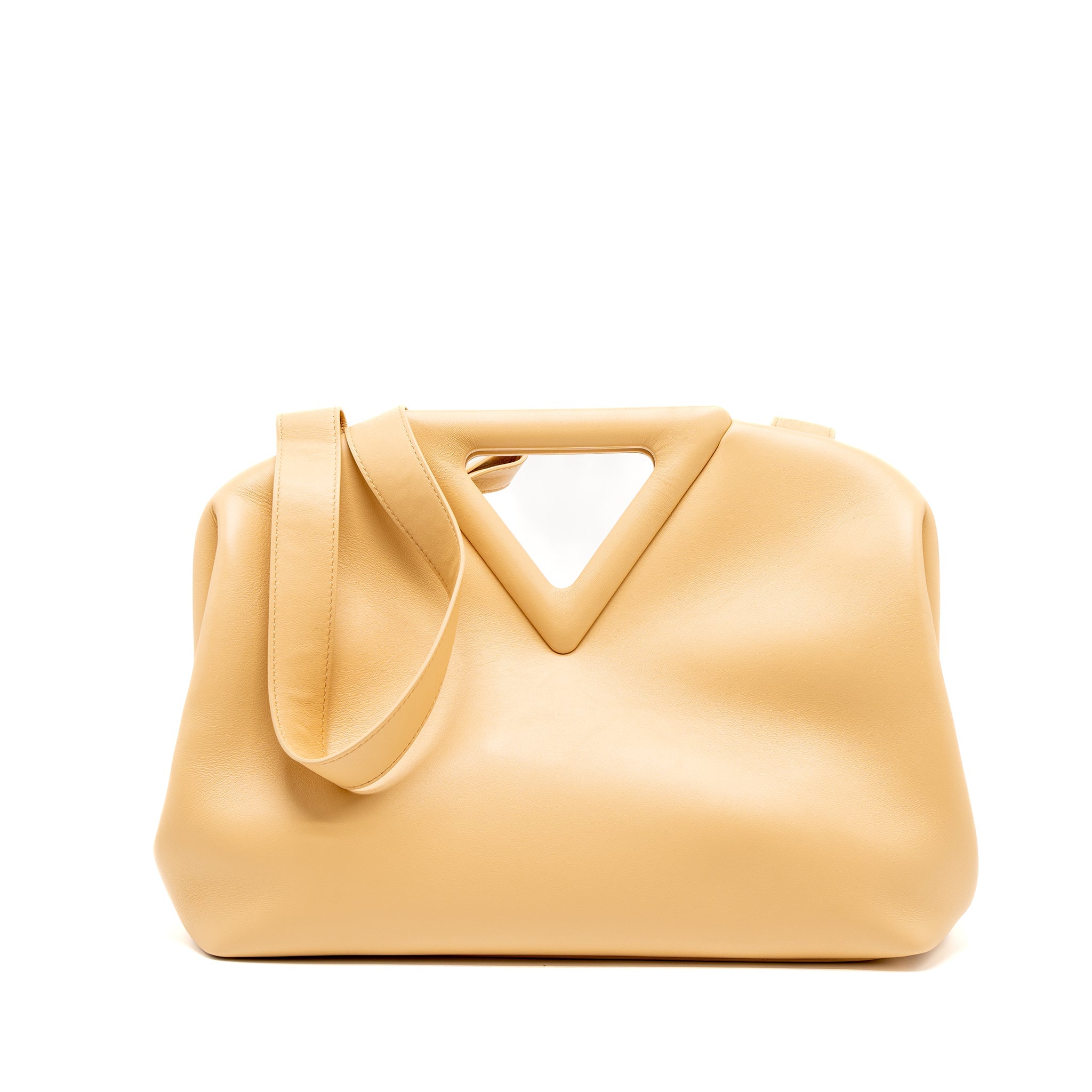 bottega-veneta-point-top-handle-bag-smooth-nappa-almond-1