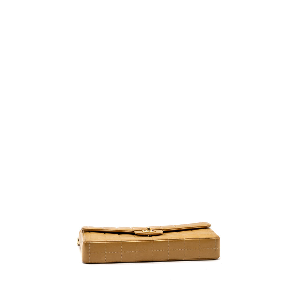 chanel-vintage-flap-bag-dark-beige-ghw
