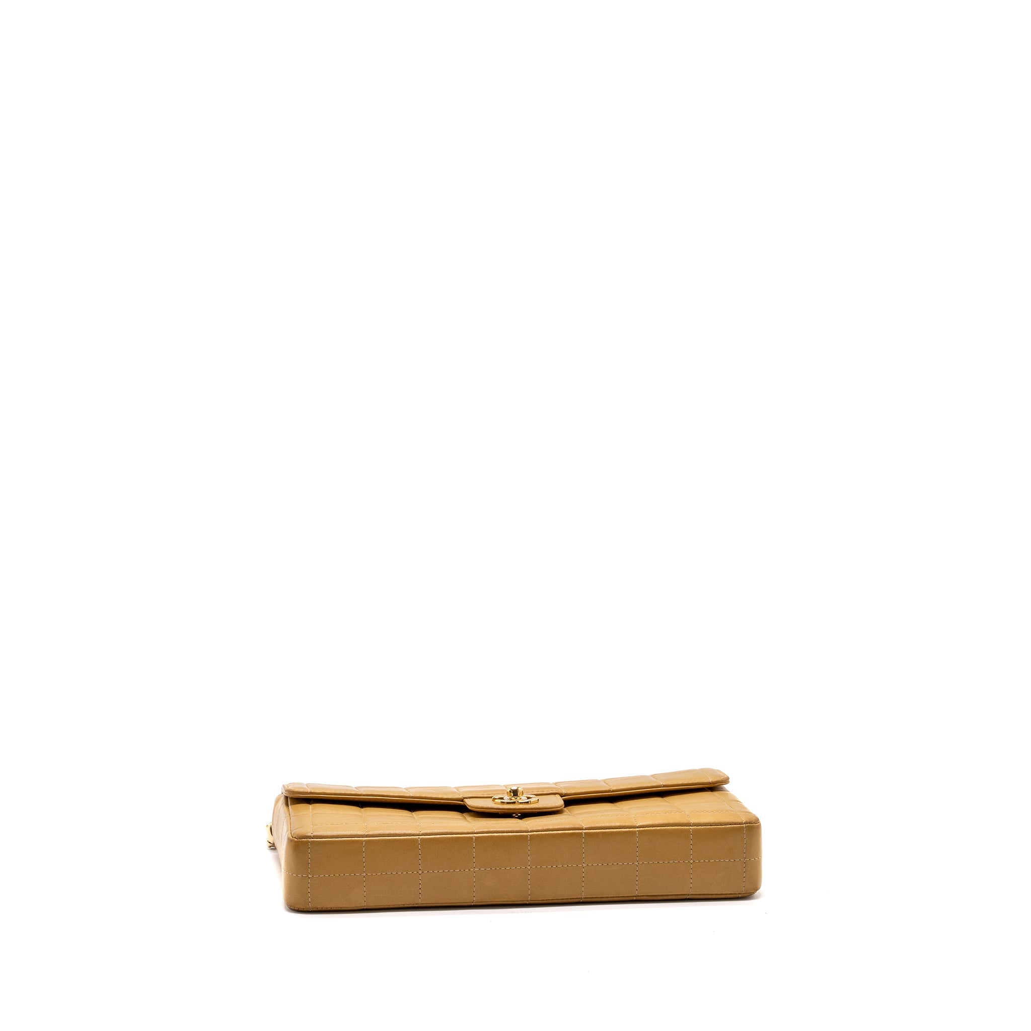 chanel-vintage-flap-bag-dark-beige-ghw
