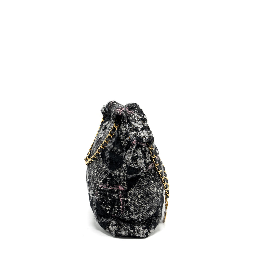 chanel-medium-22-bag-fabric-tweed-multicolour-ghw-microchip