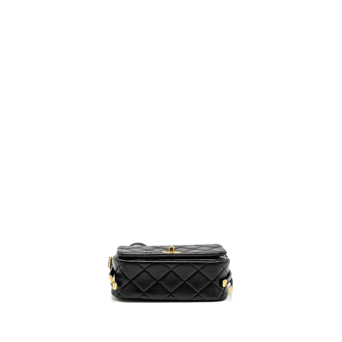 chanel-23b-detail-chains-quilted-flap-bag-lambskin-black-ghwmicrochip
