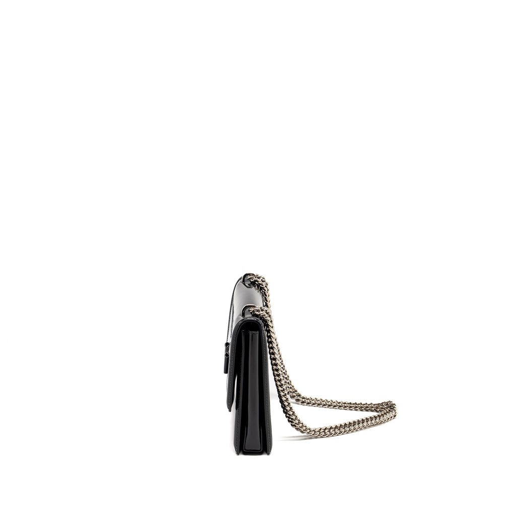 ferragamo-ginny-shoulder-bag-patent-black-shw